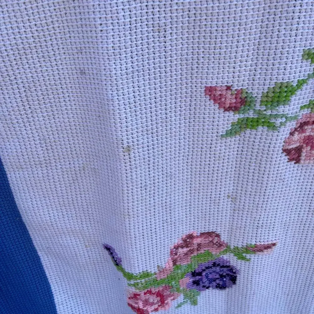 Vintage Large Crocheted Rose Blue & White Blanket
